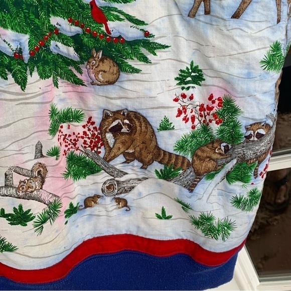 Vintage Crewneck Sweatshirt Winter All Over Print Scene Deer Trees Nature - Picture 3 of 11